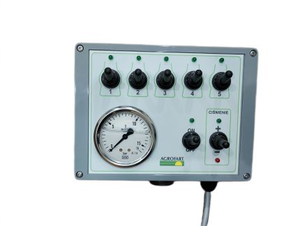 Sterownik elektryczny wraz z manometrem do cieczy